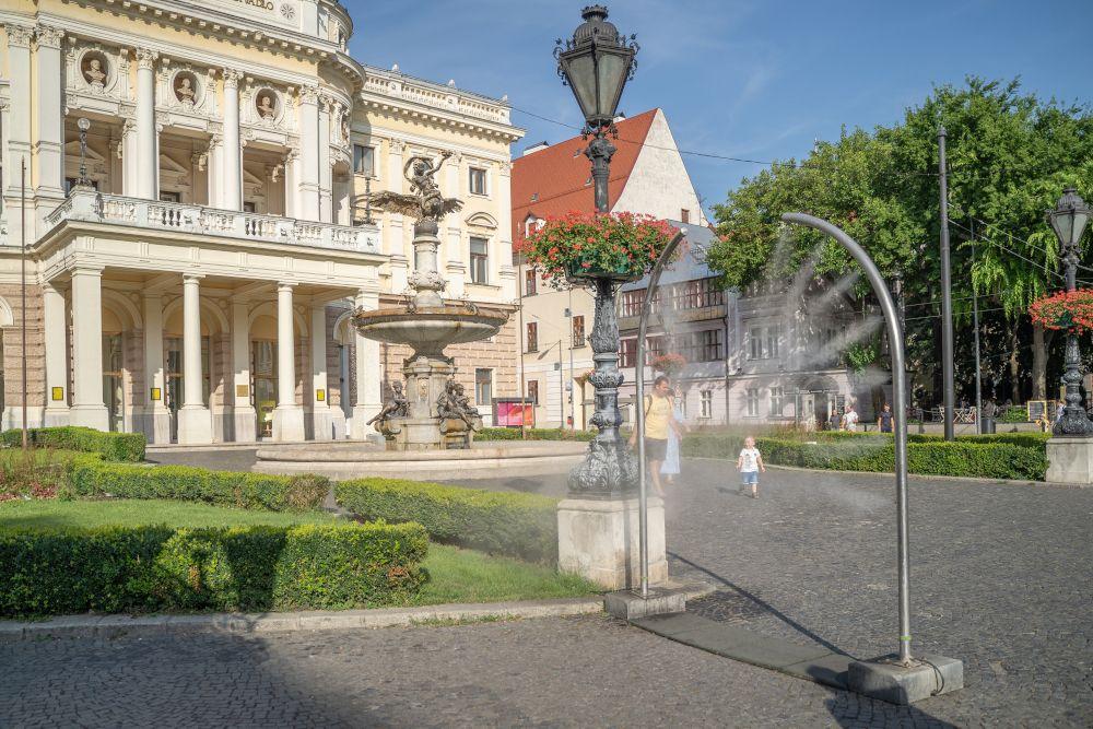 Hviezdoslavovo nám.