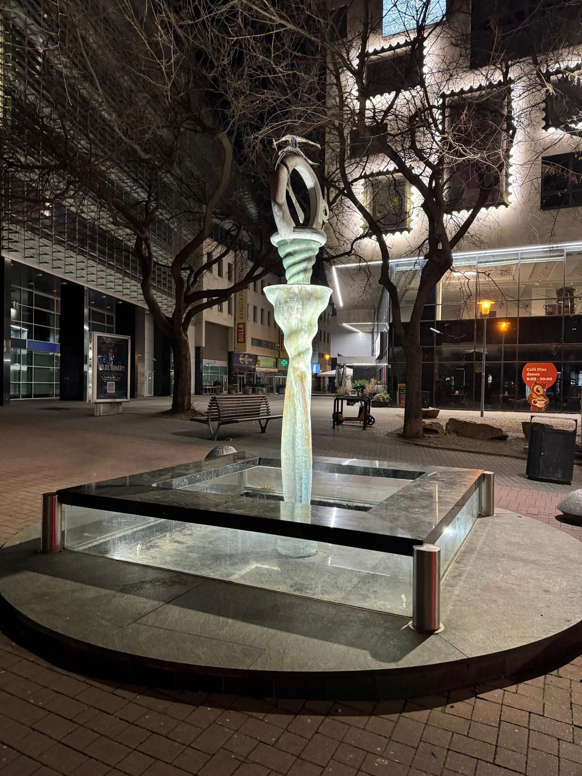 Fontána Svetový poštár na Poštovej ulici