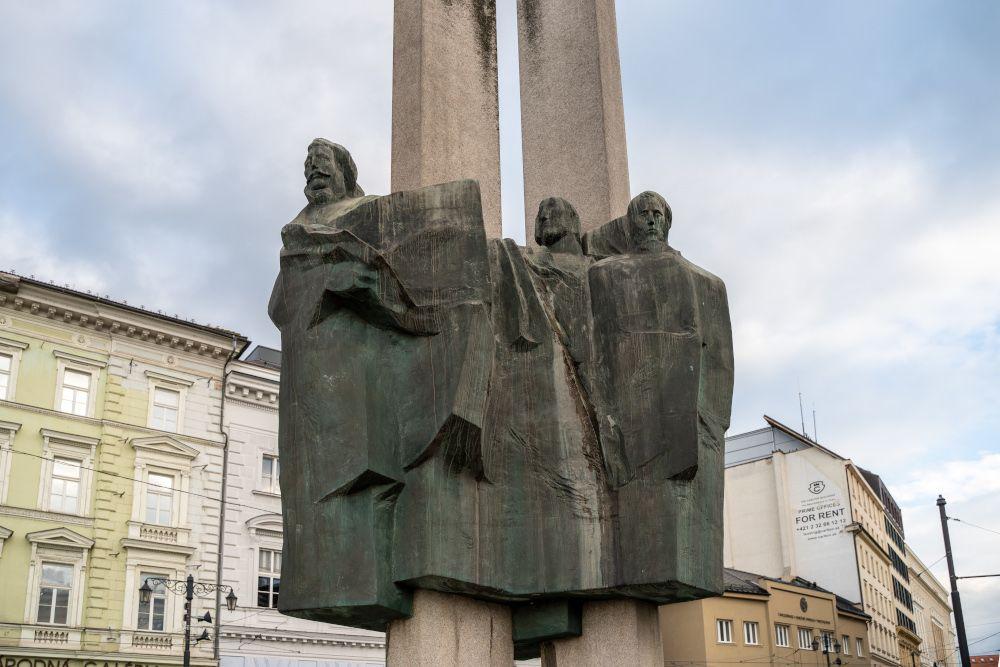 Pamätník štúrovcov, Nám. Ľ. Štúra